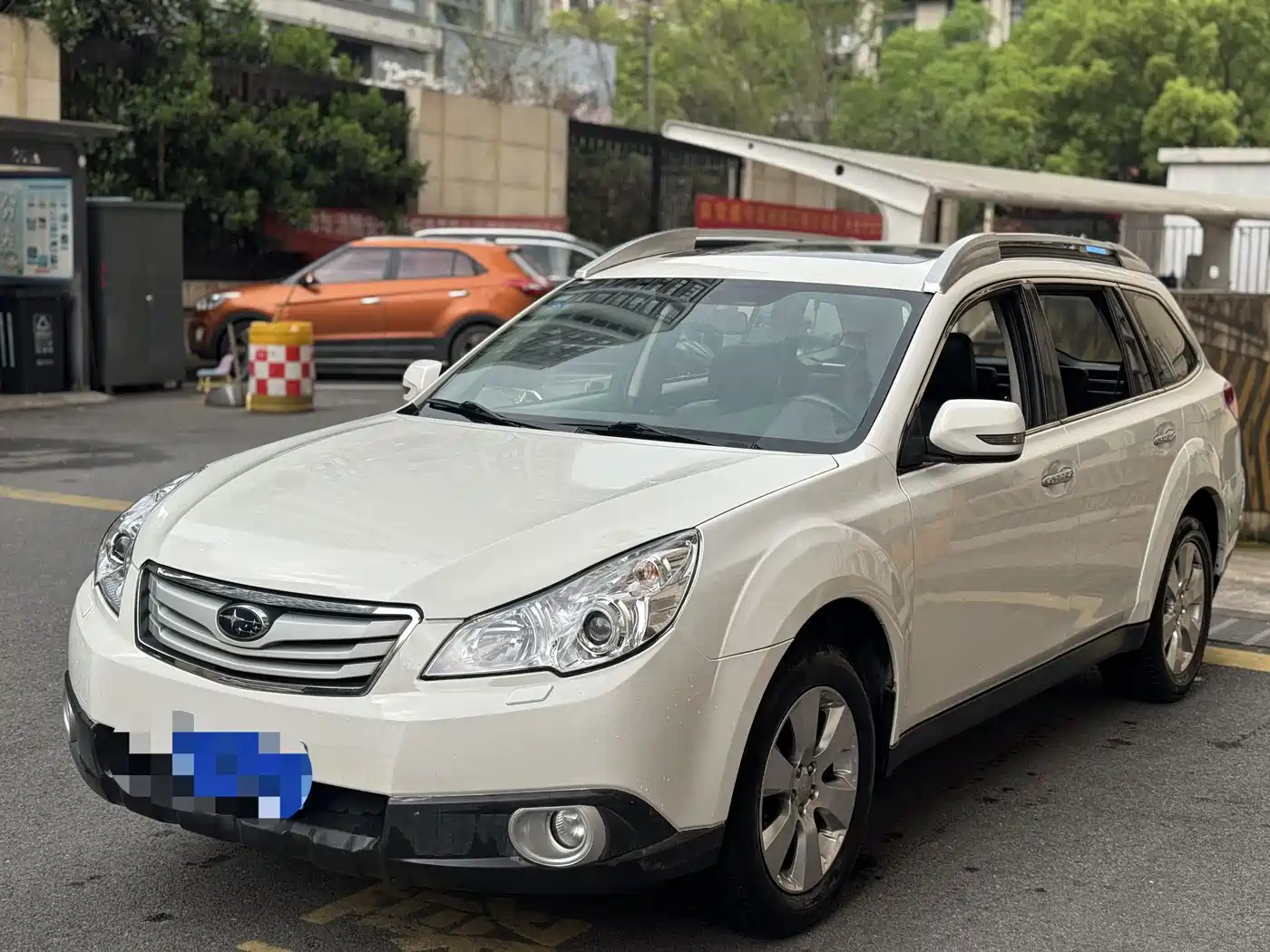 Subaru Outback 2011 2.5i Luxury Navigation Edition