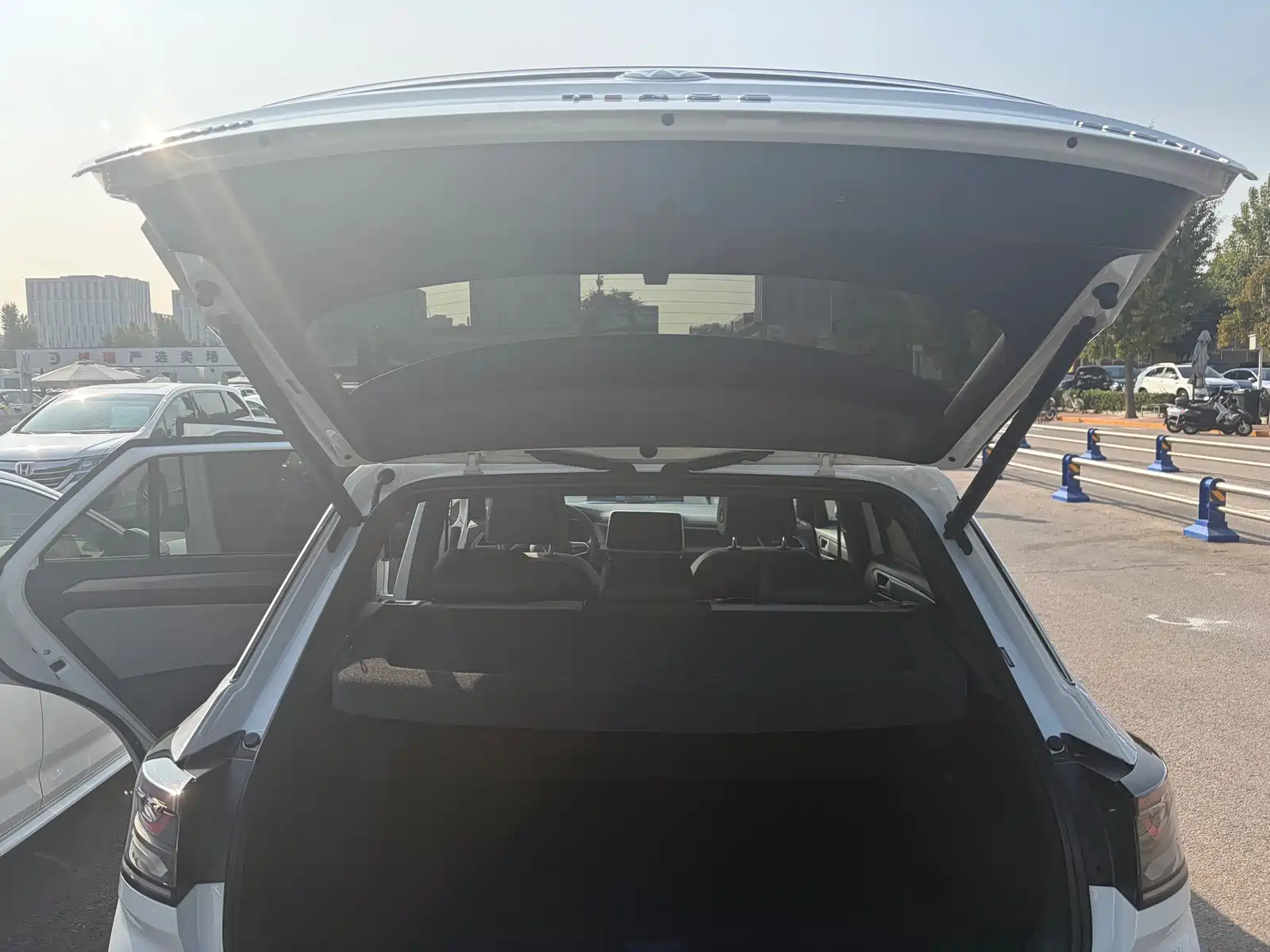 Photo 12 - Volkswagen T-ROC