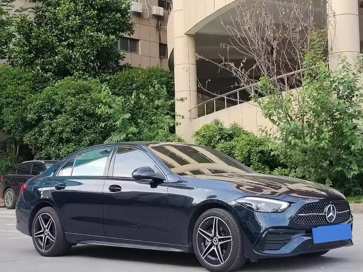 Mercedes-Benz C-Class 2023 C 260 L Sport фото 3