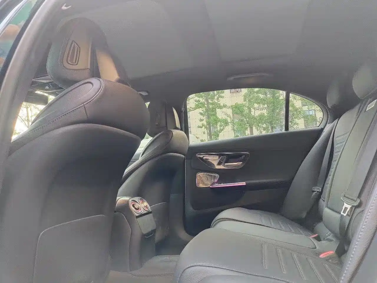 Mercedes-Benz C-Class 2023 C 260 L Sport фото 6
