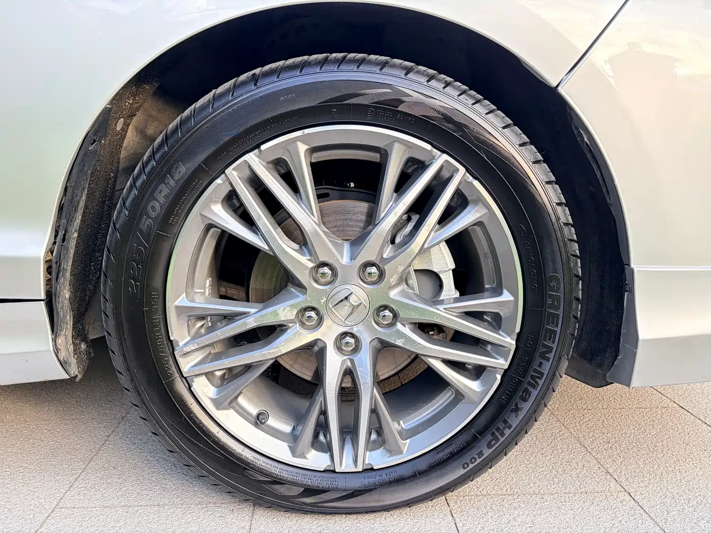 Honda Elysion 2019 2.0L Hybrid Supreme Edition фото 13