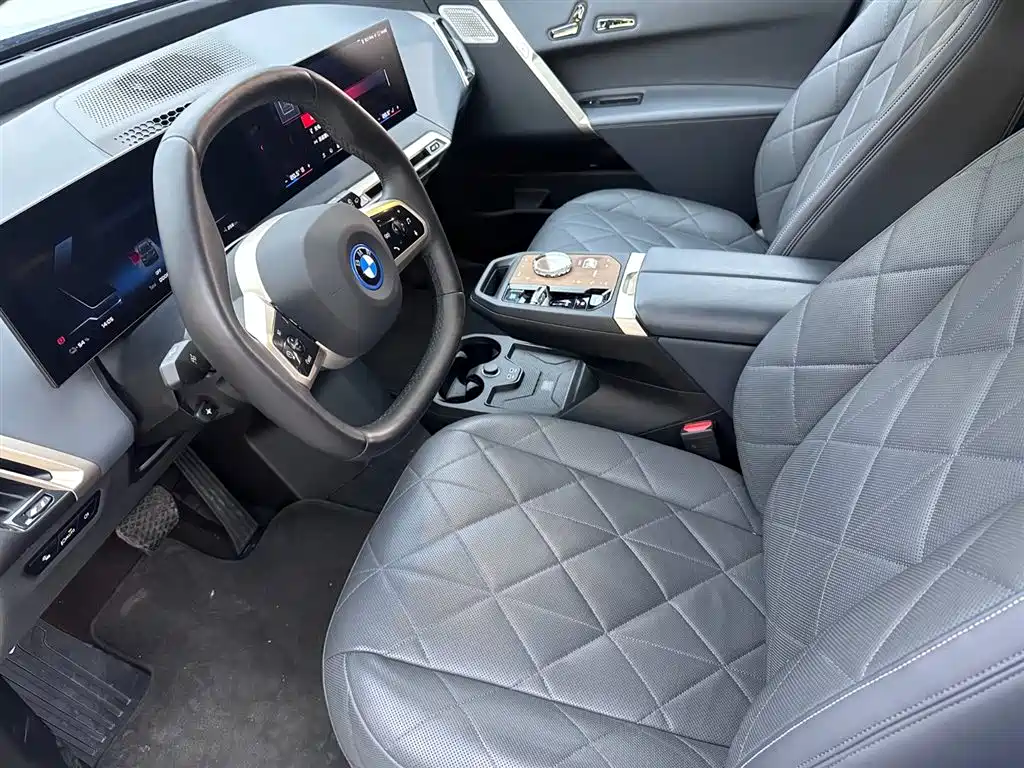 BMW iX M60 2023 Facelift M60 фото 8