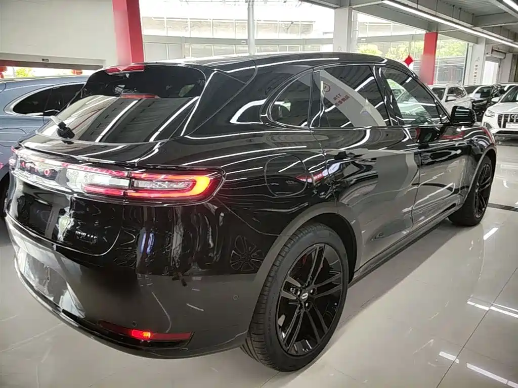 AITO Wenjie AITO M5 2025 Extended Range Ultra AWD фото 7