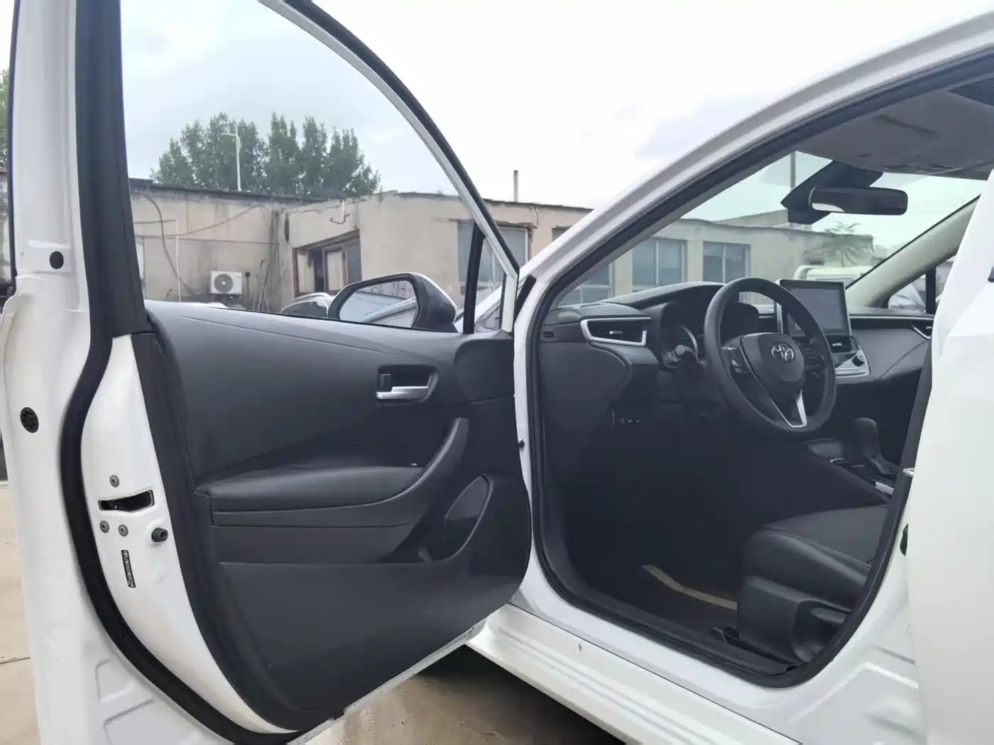 Toyota Corolla 2021 1.2T S-CVT Elite PLUS Edition фото 17