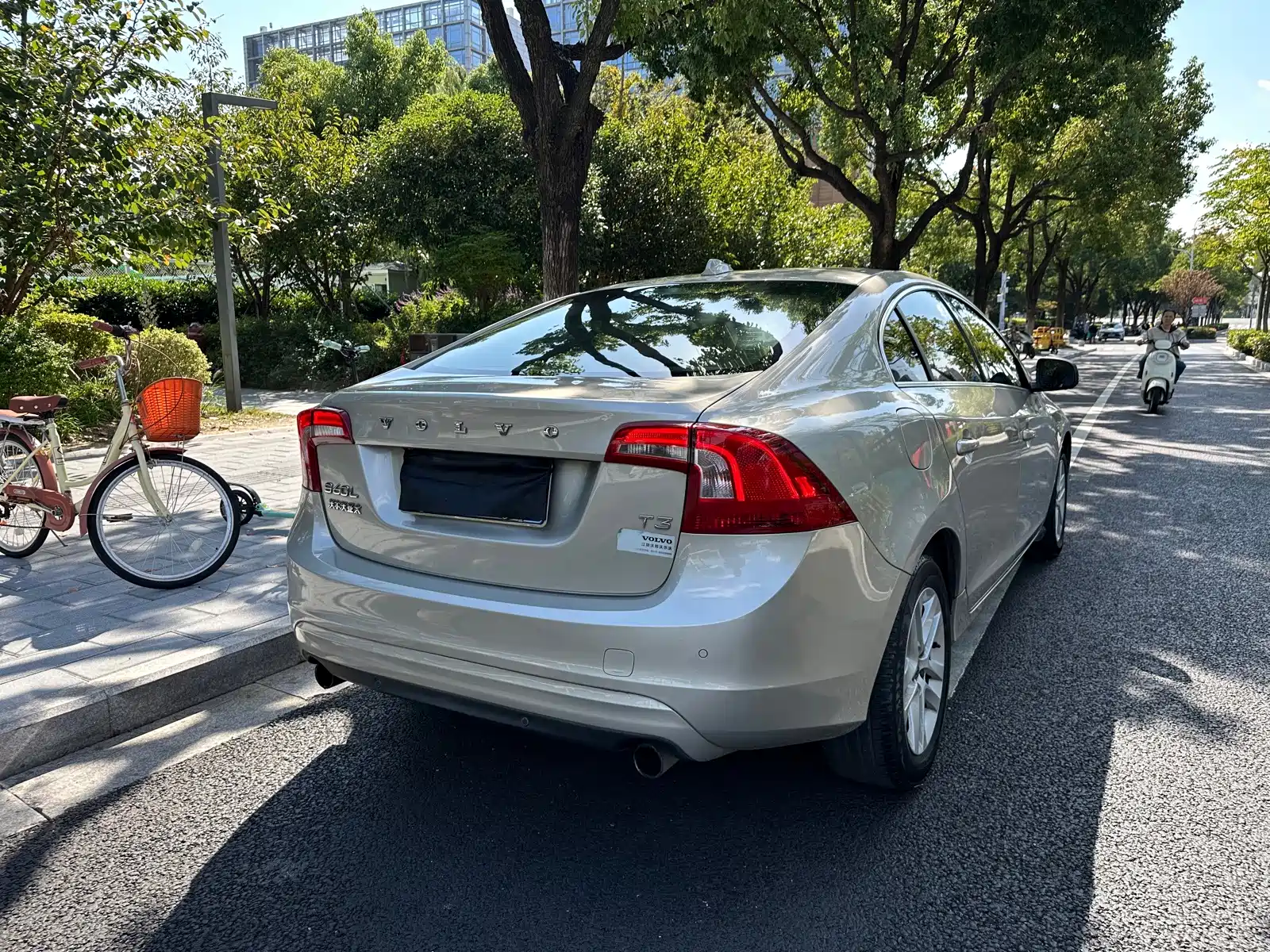 Photo 6 - Volvo S60