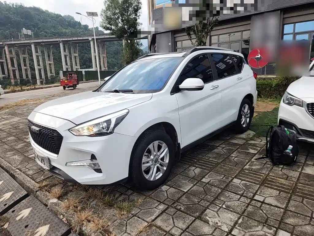 Фото 1 - Haval M6