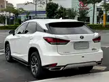 Фото 20 - Lexus RX