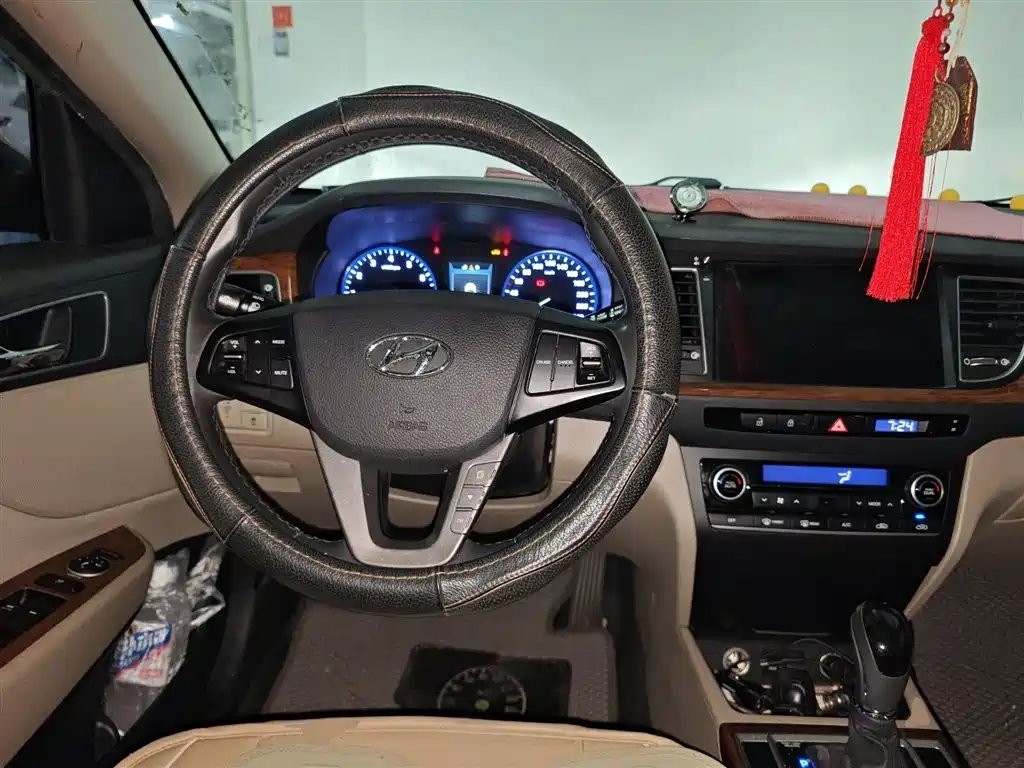 Hyundai Mistra 2014 1.8L Auto Premium DLX фото 3