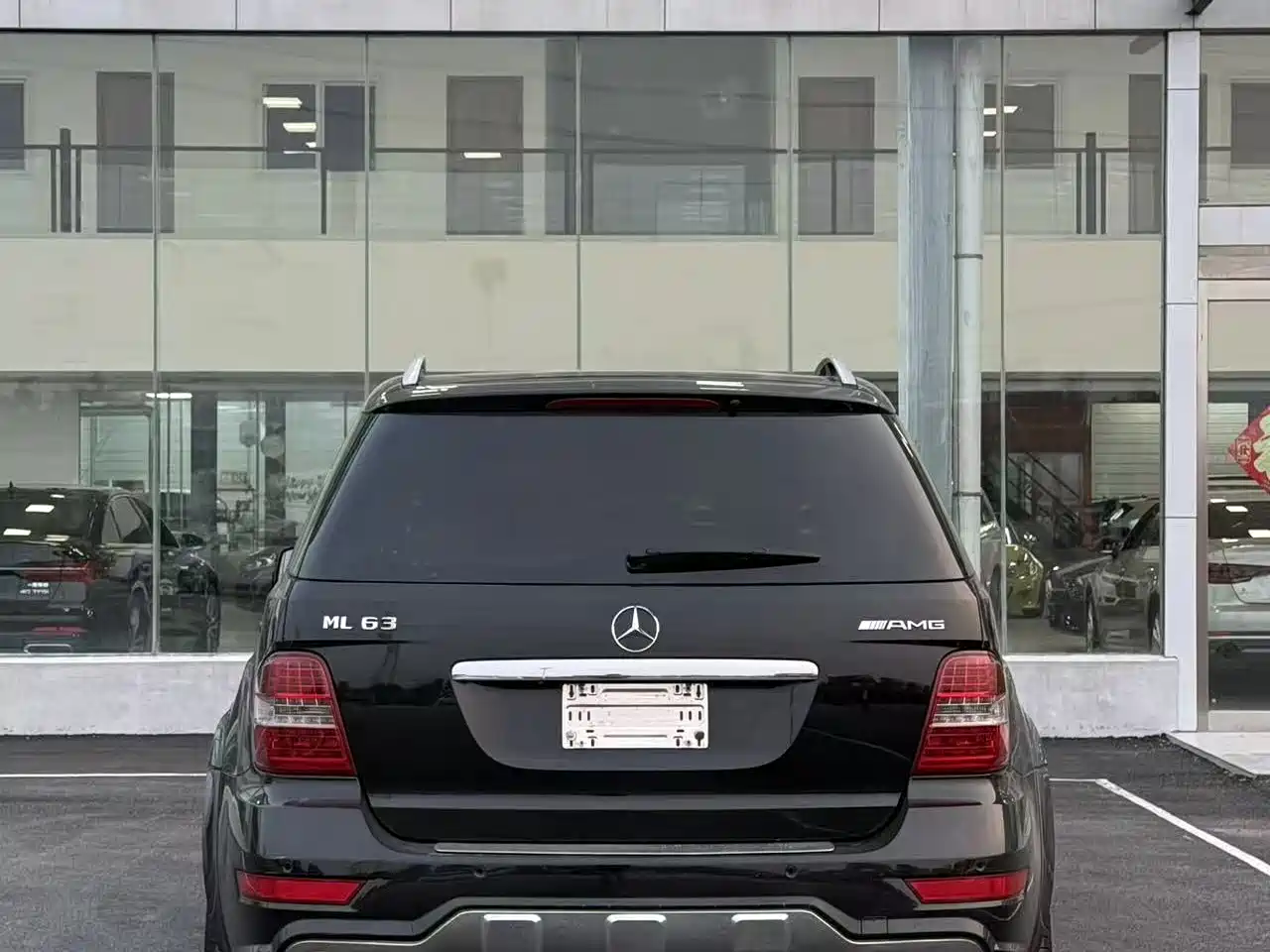 Mercedes-Benz M-Class AMG 2011 AMG ML 63 фото 3