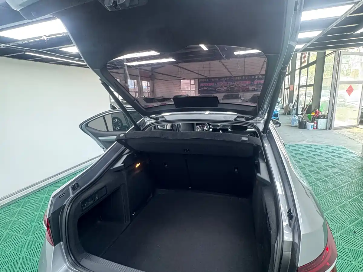 Škoda Superb 2023 Facelift TSI280 DSG Premium Edition фото 10
