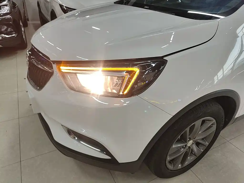Фото 24 - Buick Encore