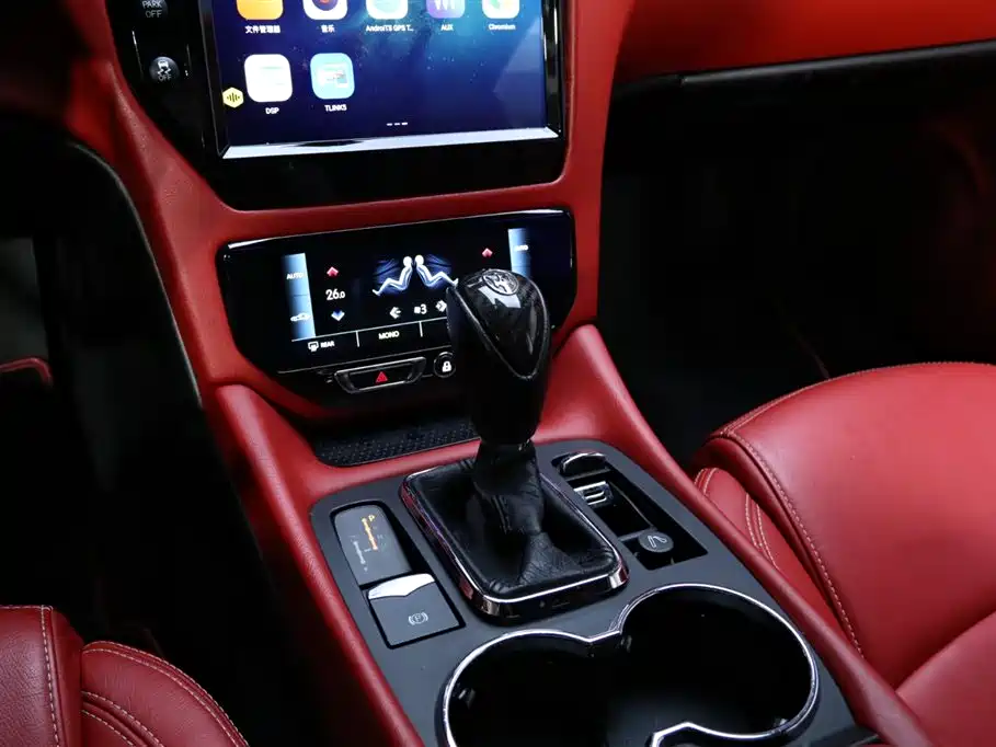 Maserati GranTurismo 2018 2007 4.2L Standard