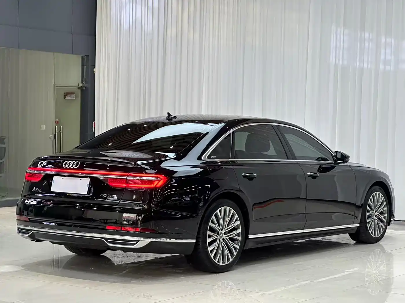 Audi A8 2019 Plus A8L 50 TFSI quattro Luxury фото 16