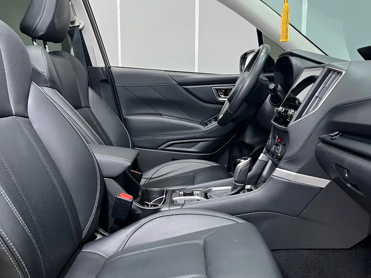 Subaru Forester 2020 2.0i Luxury Edition фото 20
