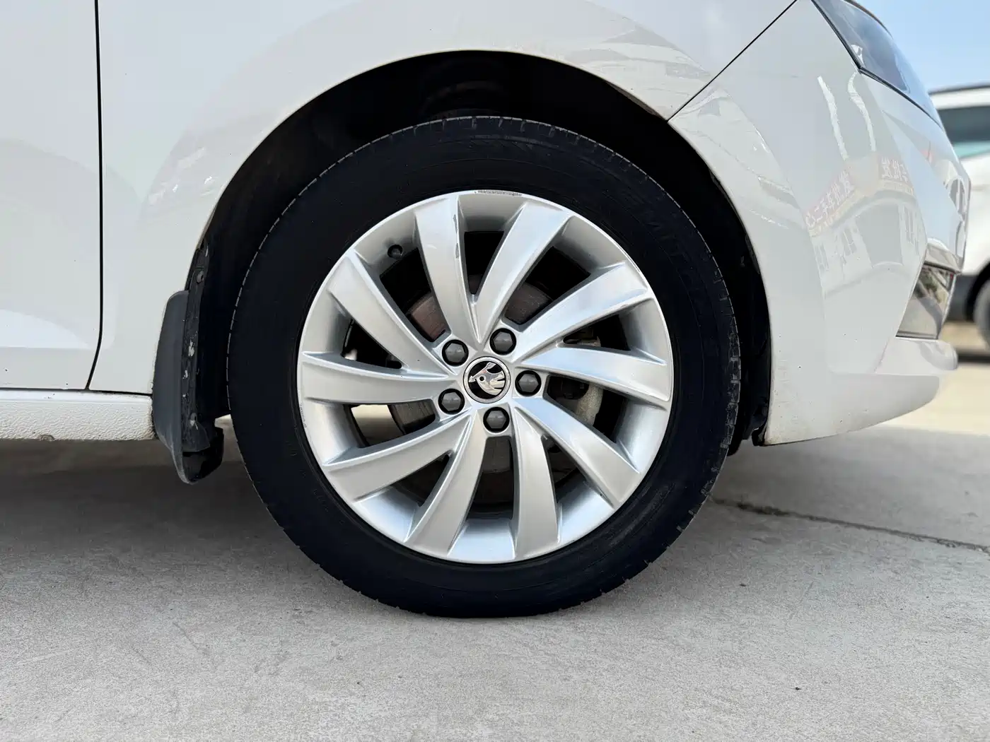Škoda Rapid 2019 1.5L Automatic Comfort Version China VI фото 12