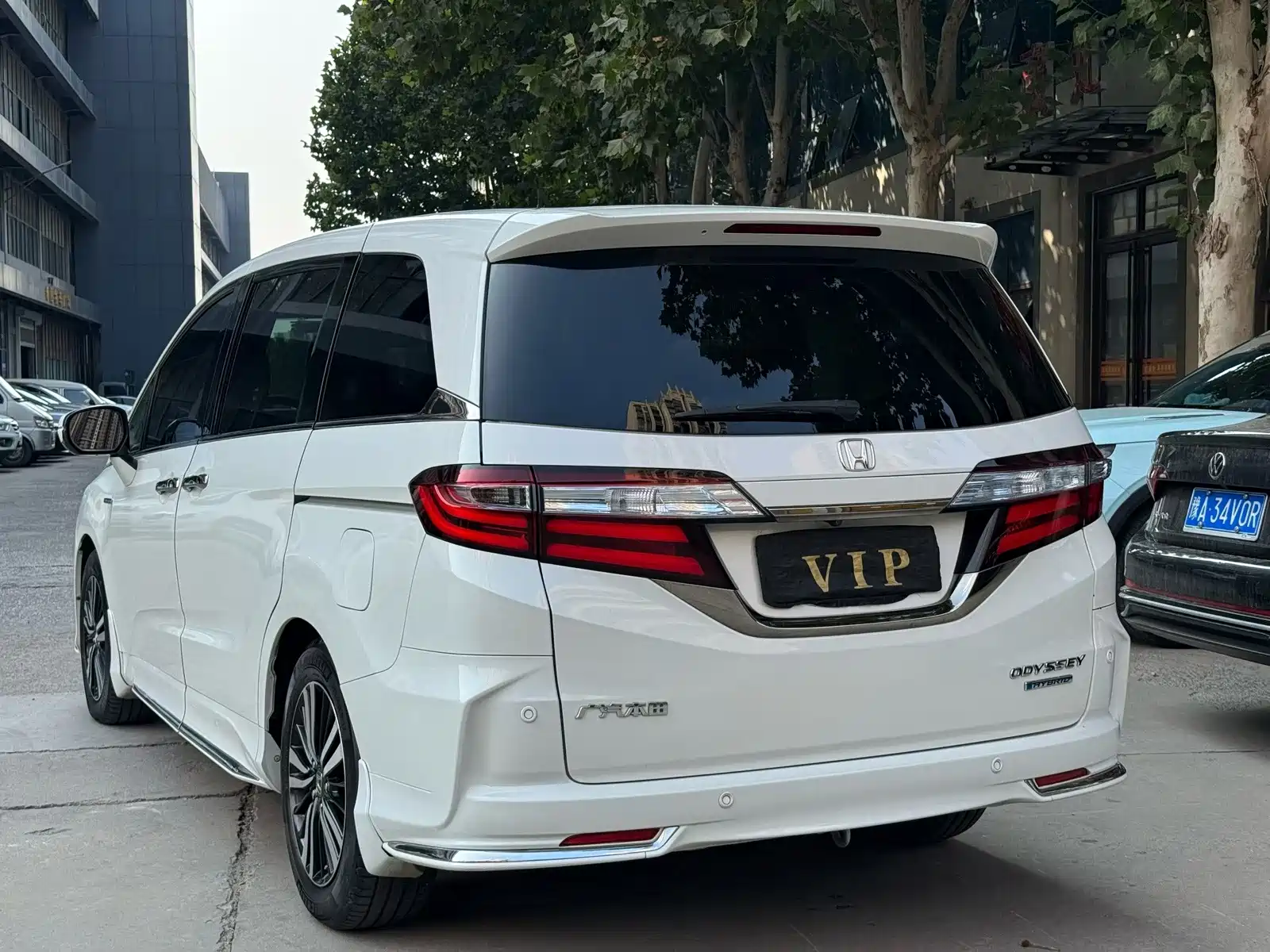 Photo 7 - Honda Odyssey