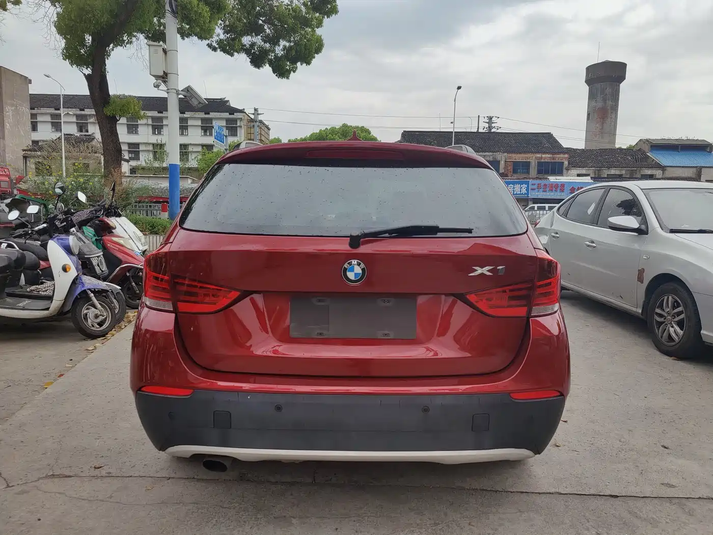 BMW X1 (Import) 2010 sDrive18i Luxury Model фото 4