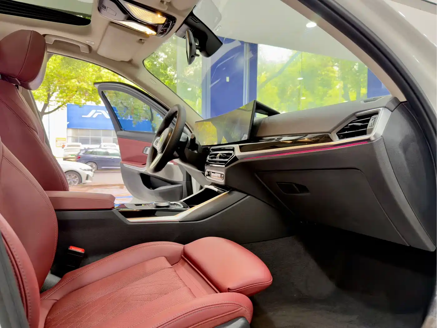 BMW i3 2022 eDrive 35 L фото 12