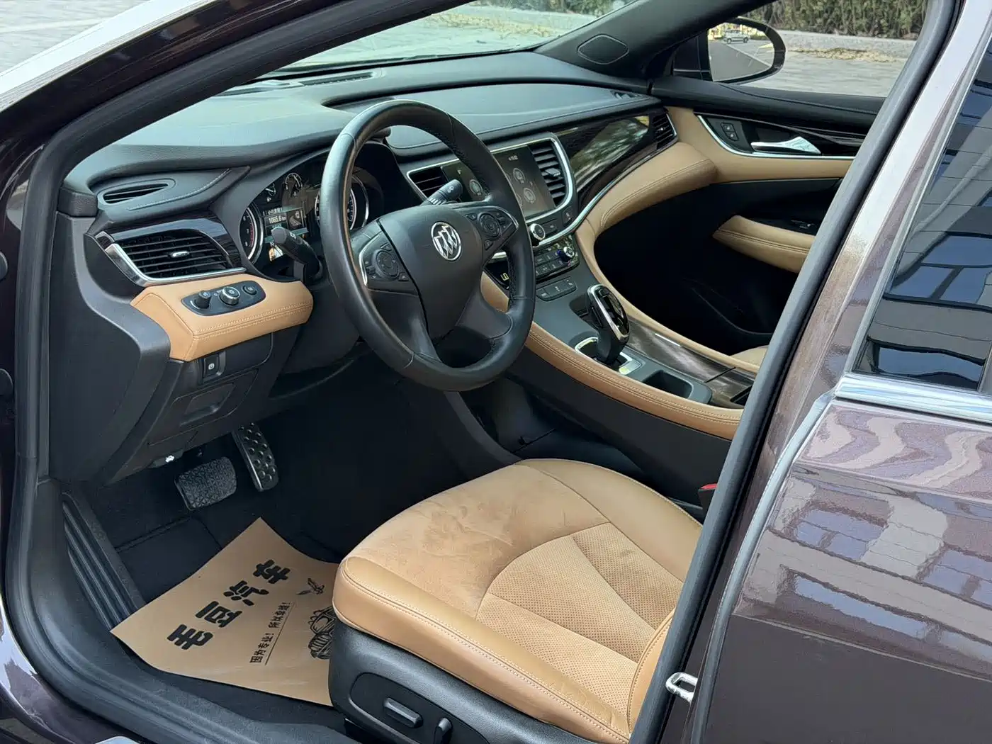 Фото 8 - Buick LaCrosse