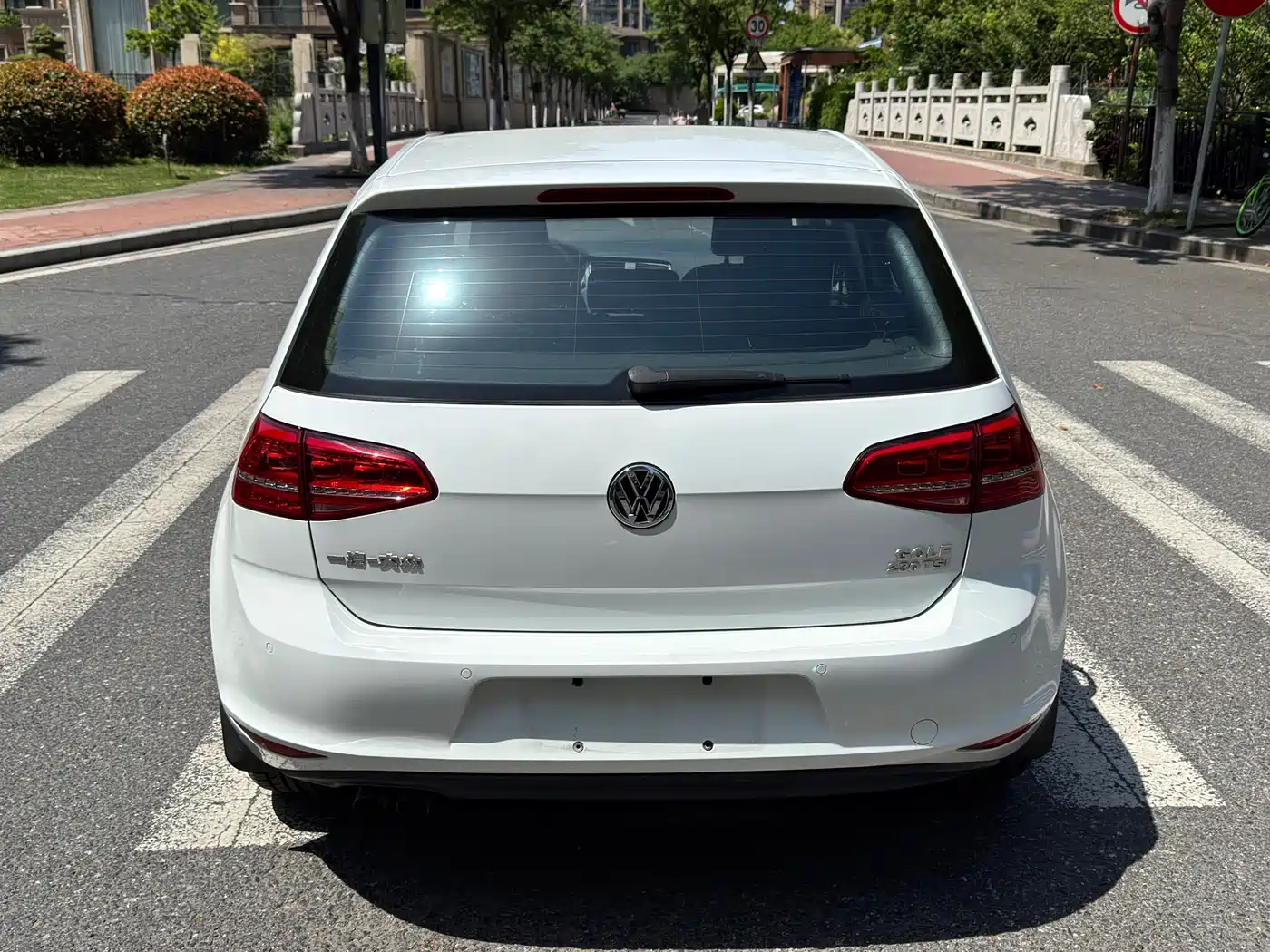 Volkswagen Golf 2016 230TSI Automatic Comfort фото 5