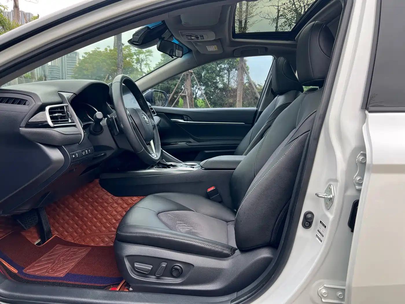 Toyota Camry 2021 2.0S Sporty Edition фото 12