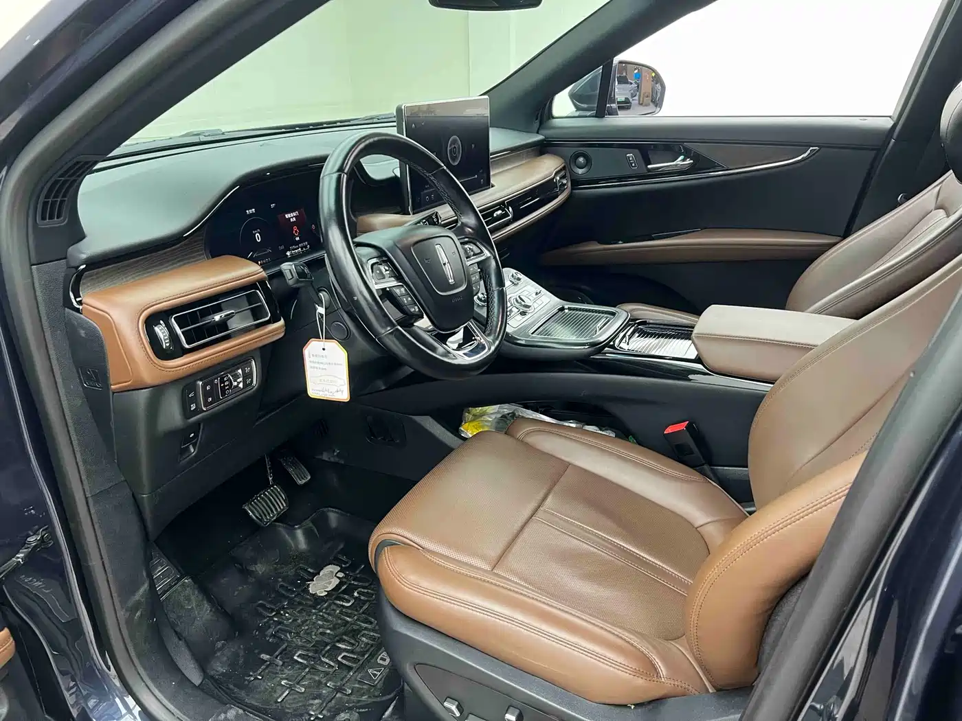LINCOLN NAVIGATOR