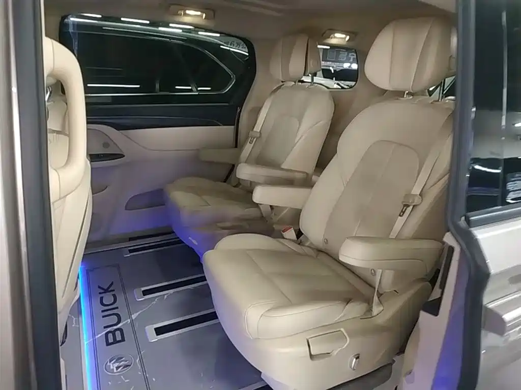 Buick GL8 2023 ES Landmaster Exclusive фото 17