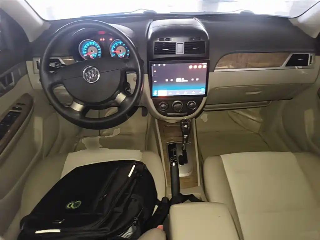 Buick Excelle 2015 1.5L Automatic Classic фото 10