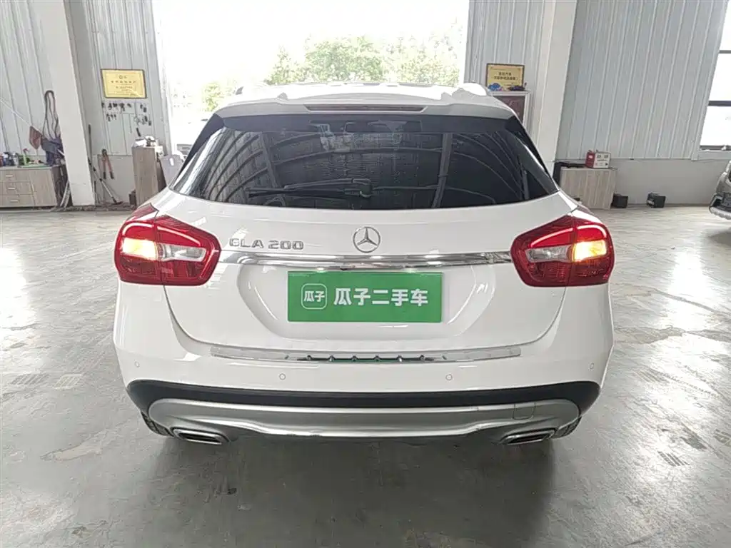 Mercedes-Benz GLA 2016 GLA 200 Dynamic фото 6