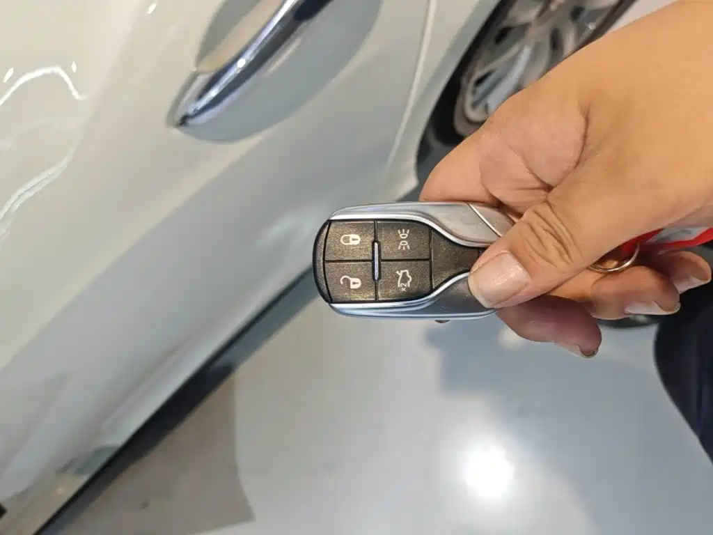 Photo 9 - Maserati Ghibli