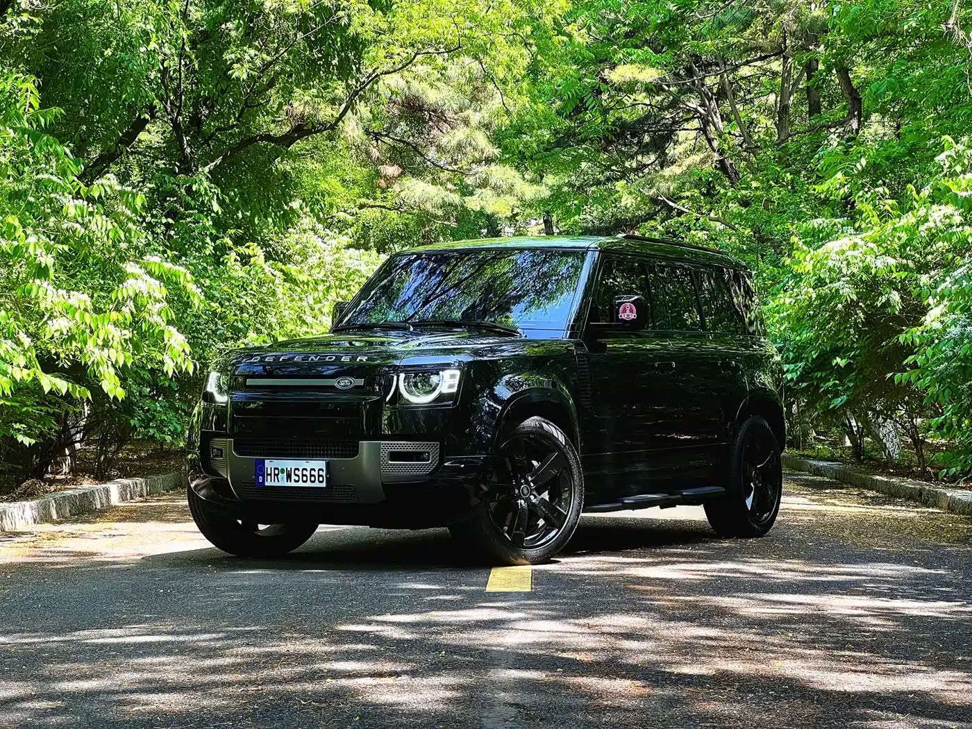 Land Rover Defender 2025 110 3.0T P400 -Dynamic HSE