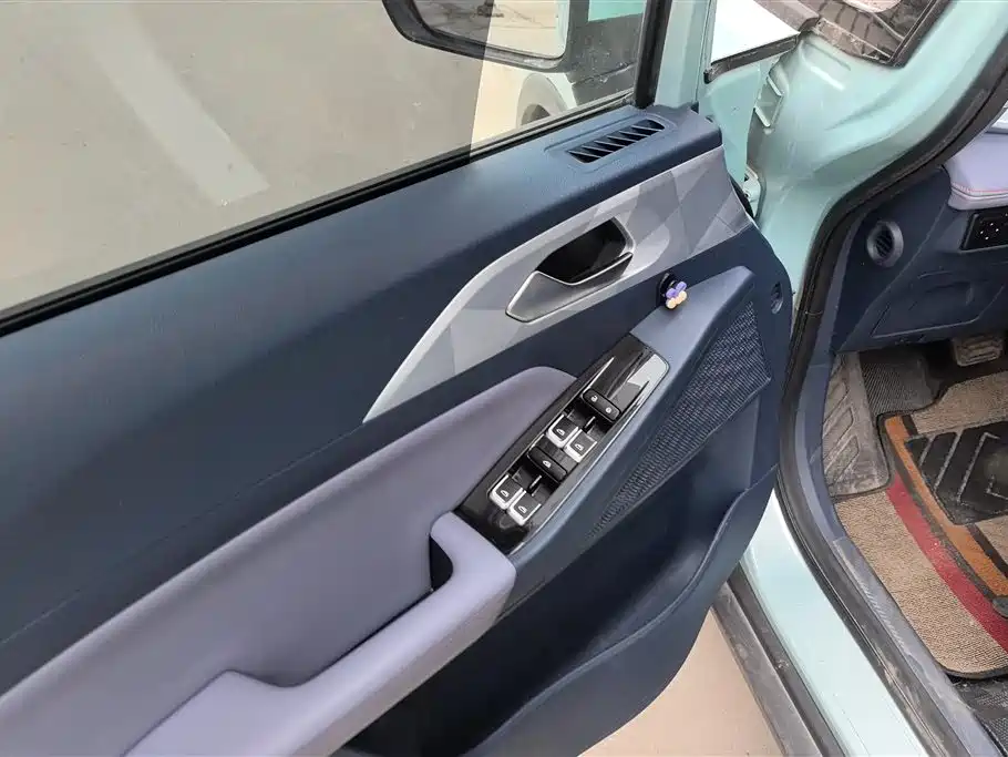 GEELY GEOMETRY E FIREFLY