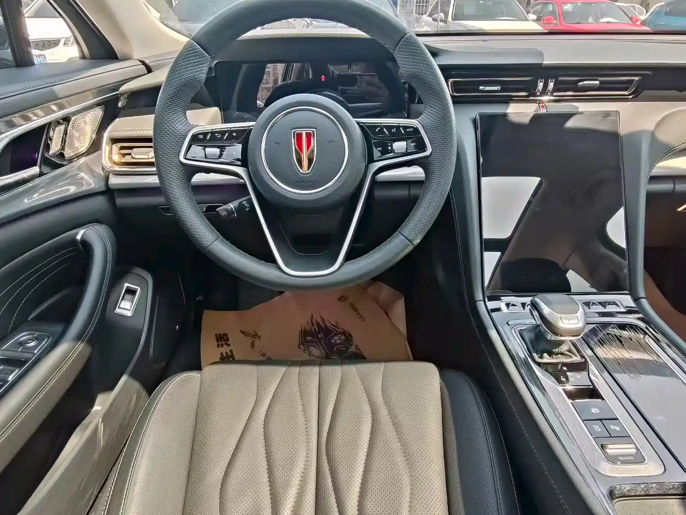 Hongqi H5 2023 2.0T Auto Smart Connect Flag Enjoy фото 7