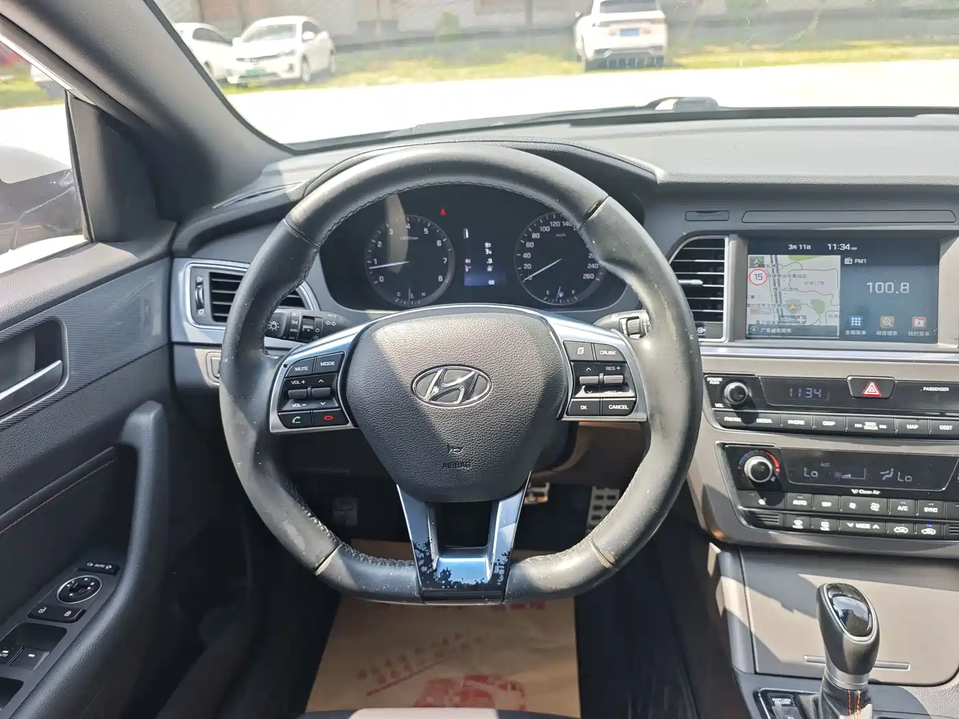 HYUNDAI SONATA