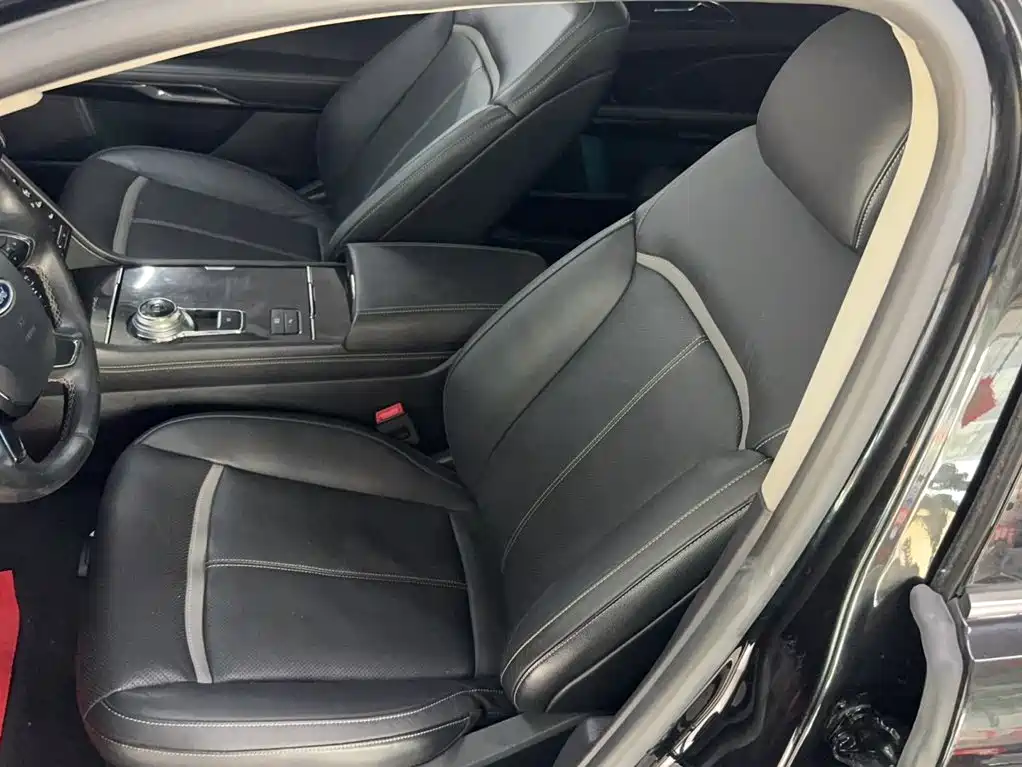 Ford Taurus 2016 2017 EcoBoost 245 Luxury