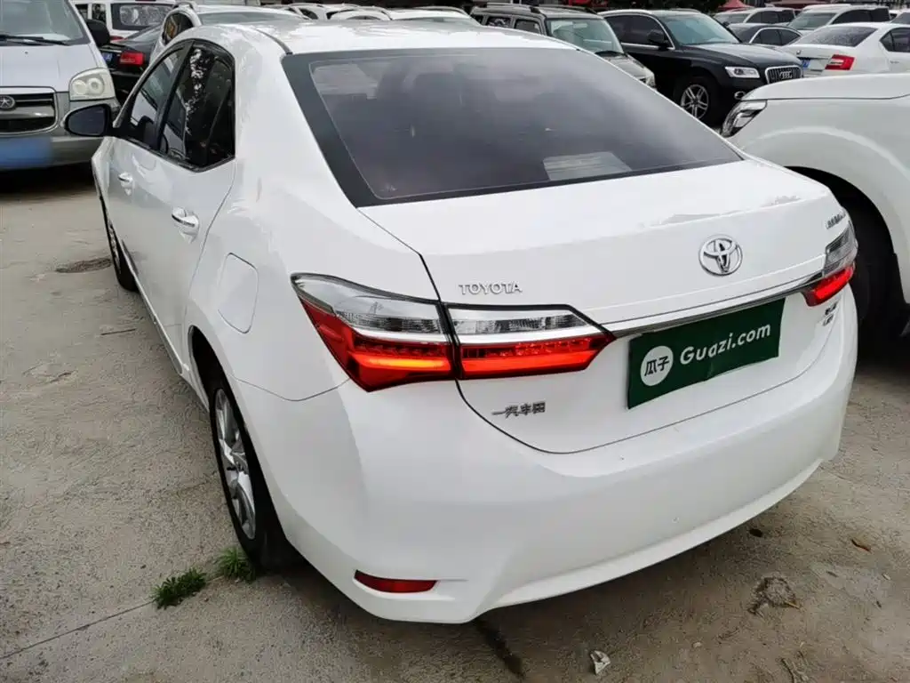 Toyota Corolla 2017 Facelift 1.2T S-CVT GL-i Leather Edition фото 5