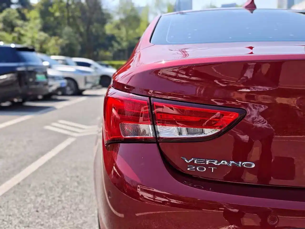 Buick Verano 2018 Sedan 20T Dual Clutch Leading фото 29