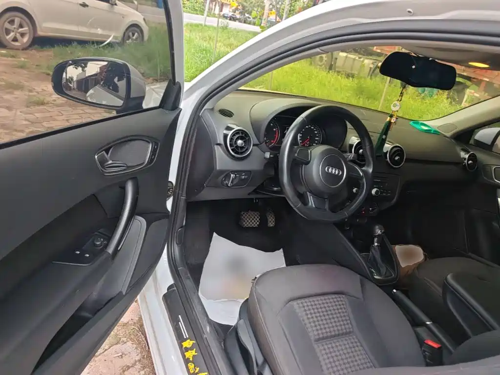 Audi A1 2017 2014 30 TFSI Technology