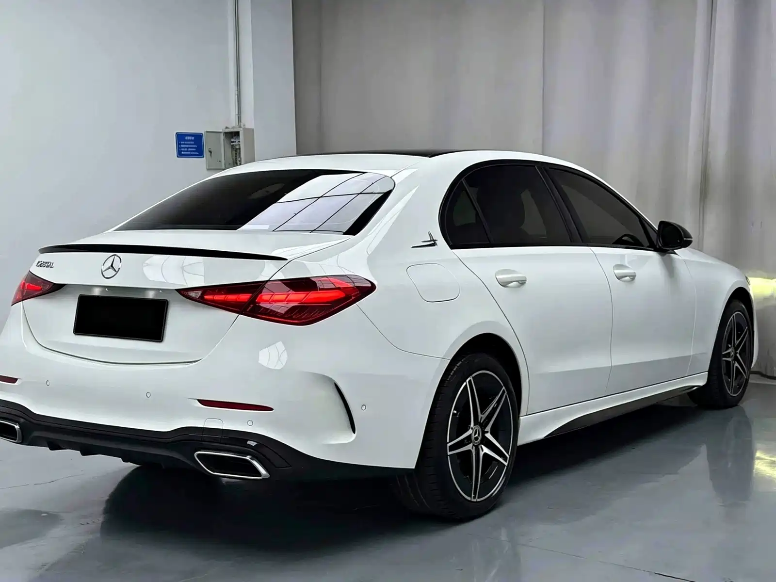Фото 8 - Mercedes-Benz C-Class