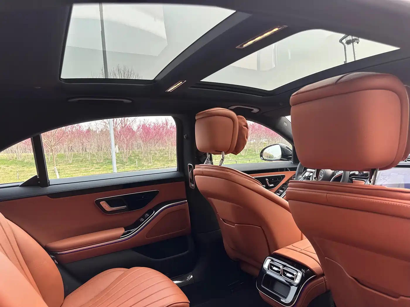 Mercedes-Benz S-Class 2026 S 400 L Business Special Edition фото 17