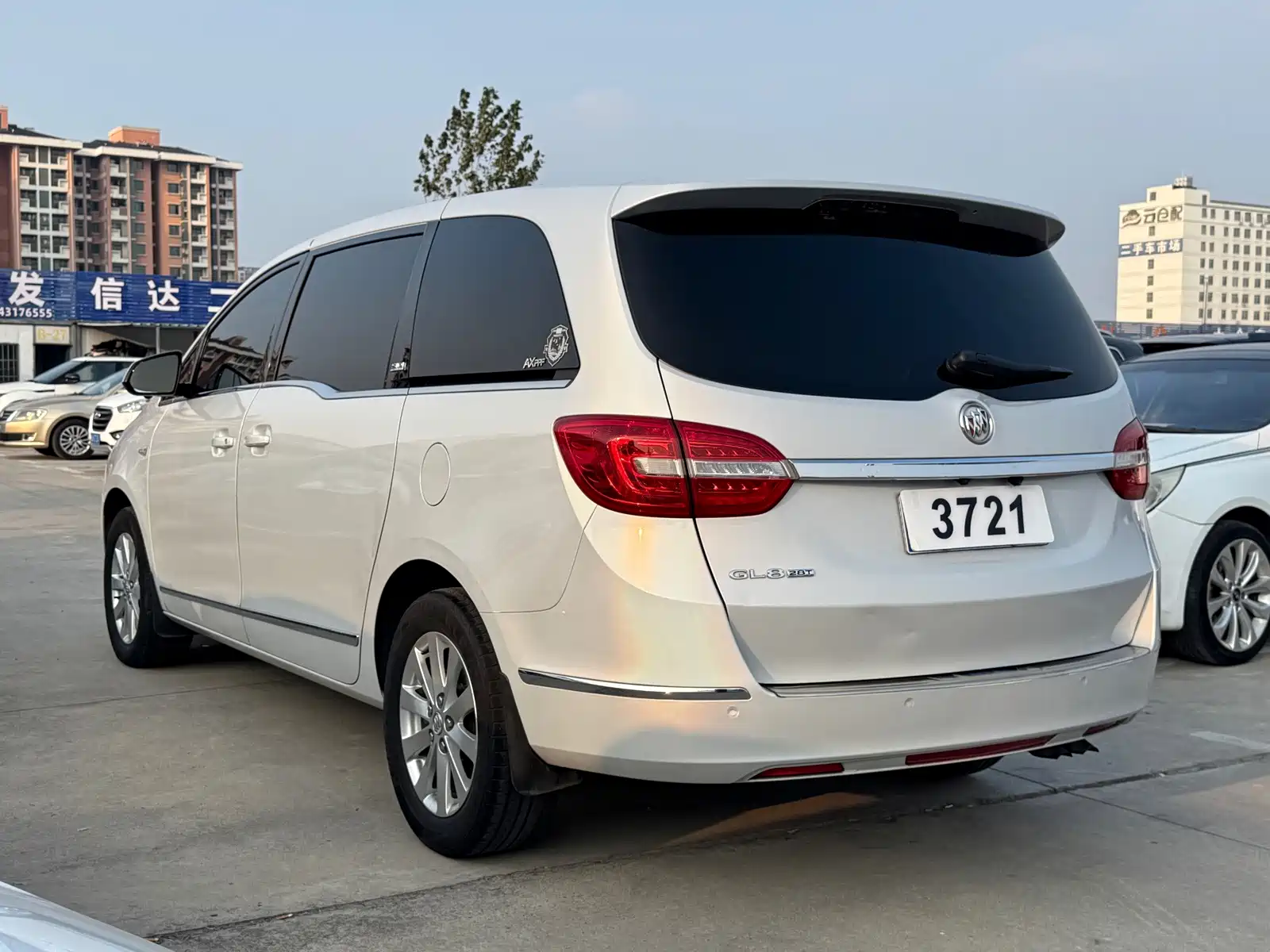 Фото 6 - Buick GL8