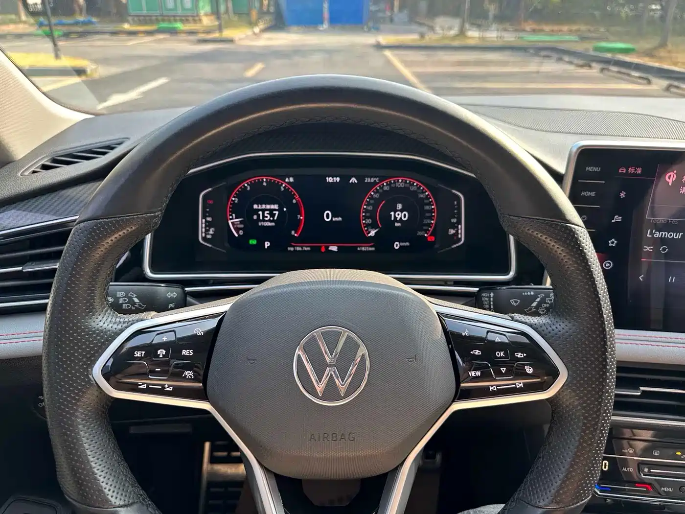 Volkswagen Tiguan L 2022 380TSI Automatic 4WD R-Line Flagship 7-Seater фото 15