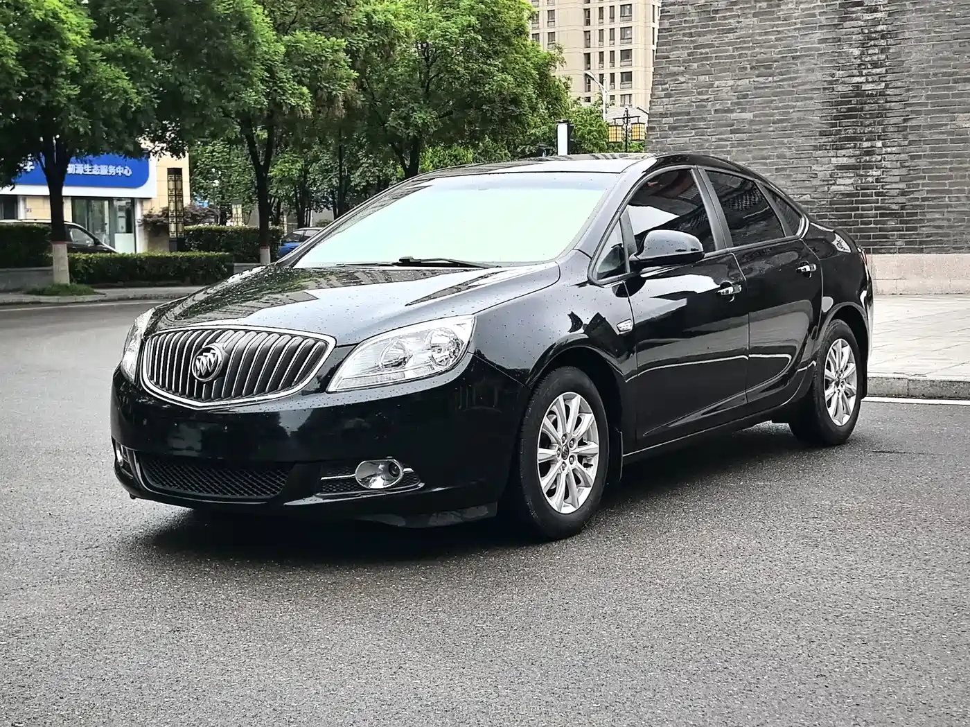 Buick Excelle 2013 Model GT 1.6L Manual Progressive