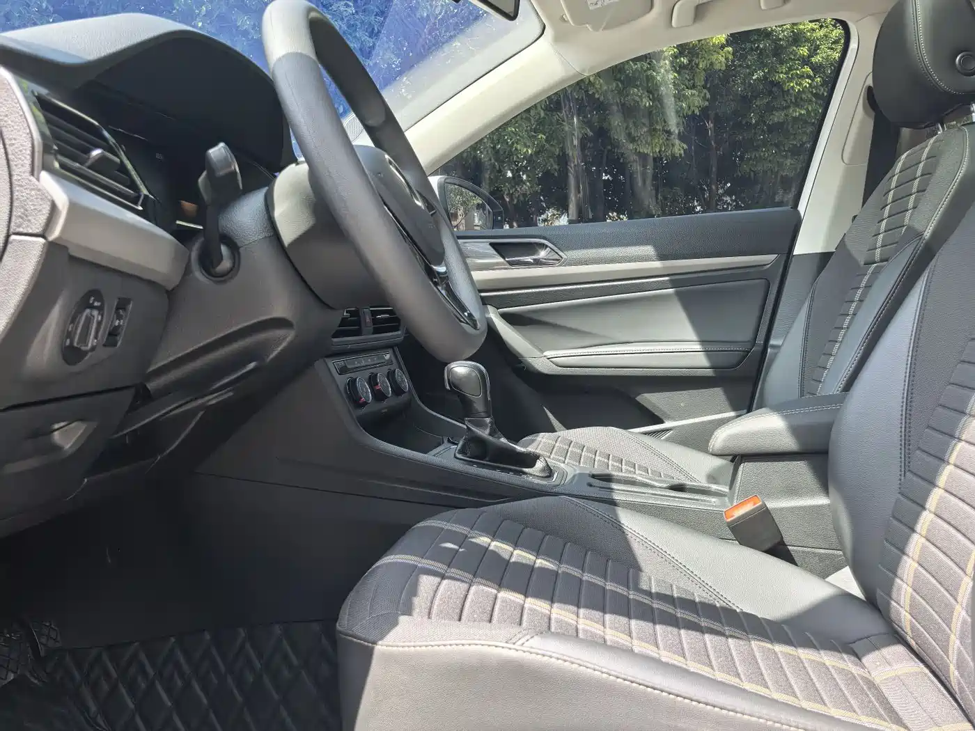 Volkswagen Lavida 2022 280TSI DSG Comfort Edition фото 8