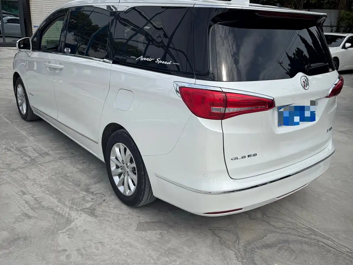 Buick GL8 2018 ES 28T Comfort Type China VI фото 8