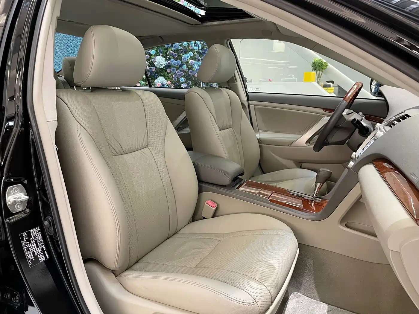 Toyota Camry 2013 200G Classic Luxury Edition фото 12