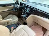 Фото 20 - Buick GL8