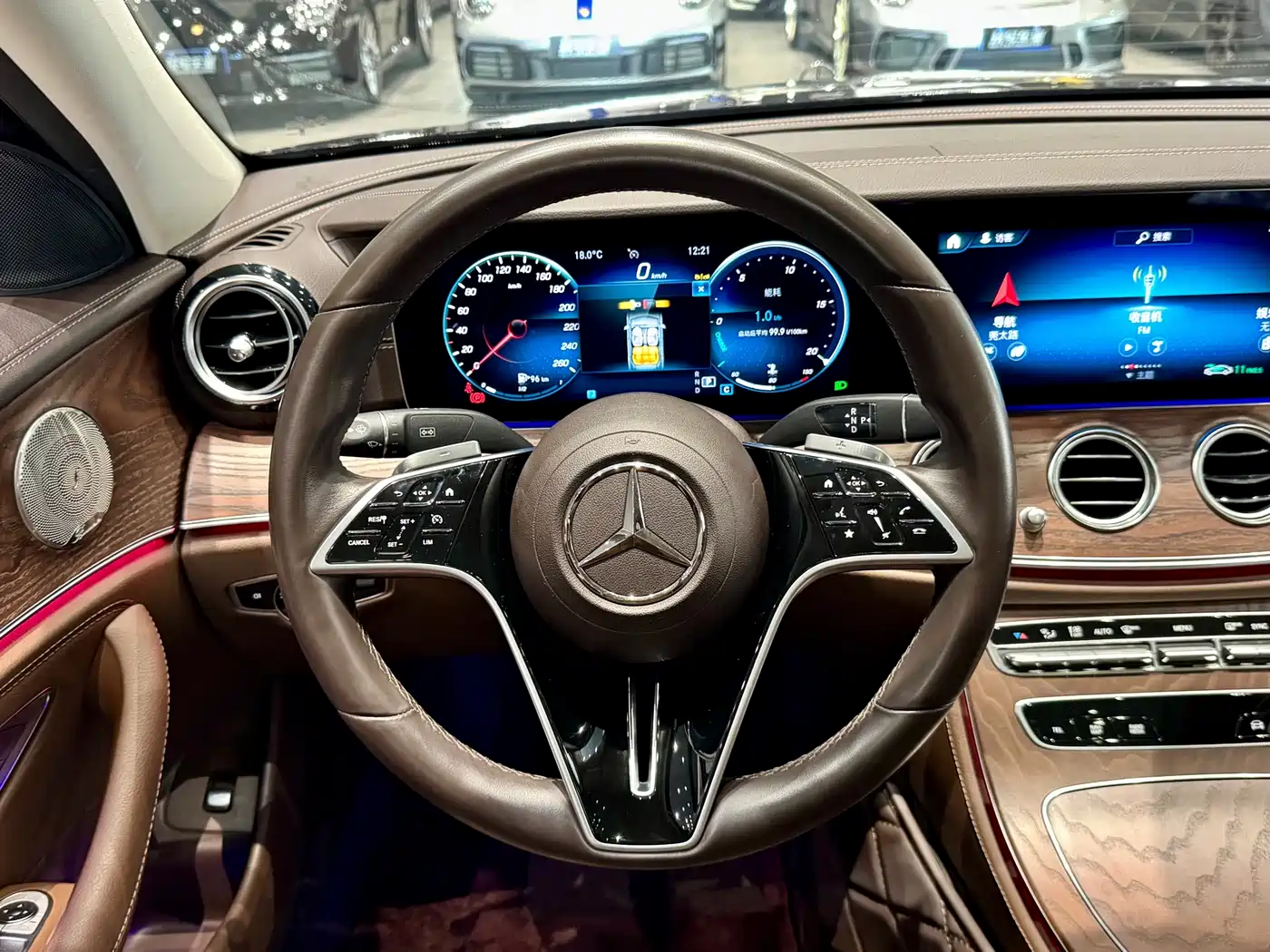 Mercedes-Benz E-Class 2023 Facelift E 300 L Luxury фото 10