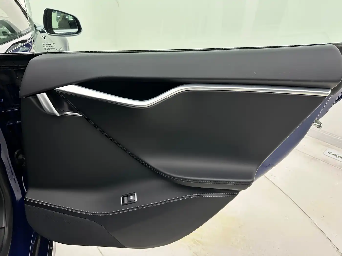 Tesla Model S 2017 2017 Model S 75D Standard Range