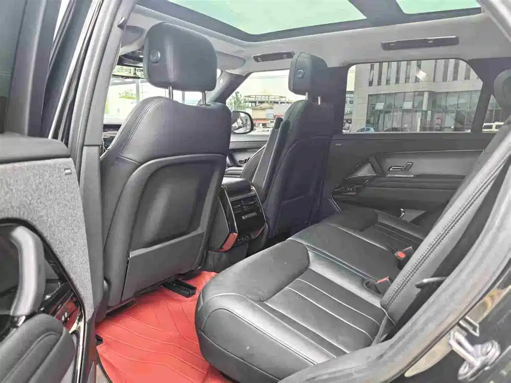 Land Rover Range Rover Sport 2023 360PS S фото 8
